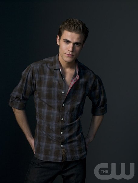 Stefan-Salvatore-stefan-salvatore-and-edward-cullen-8998519-455-604